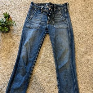 EUC American Eagle Hi-Rise jegging crop size 4